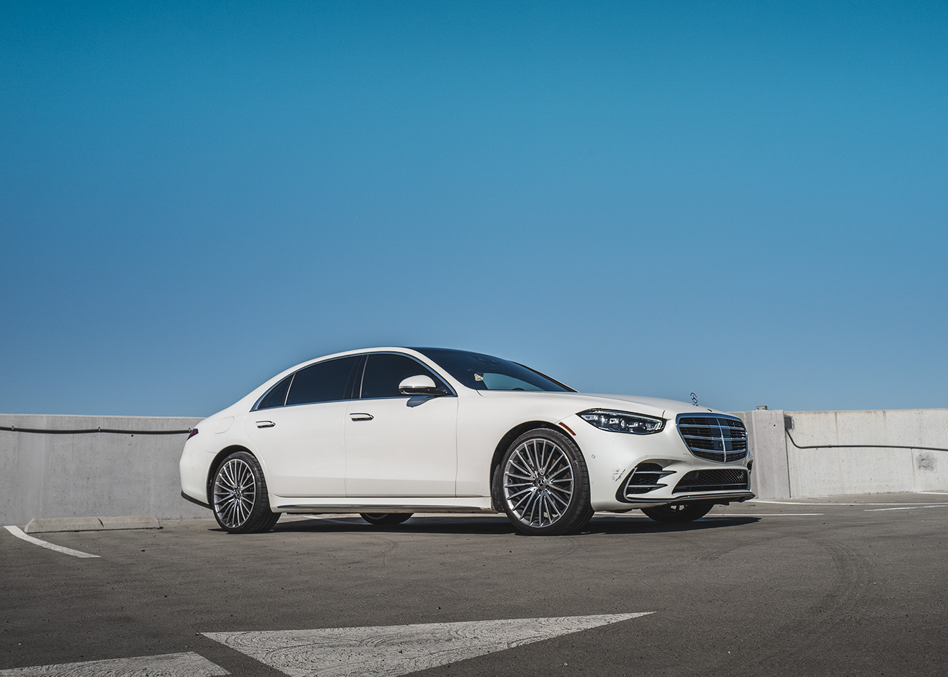 Mercedes-Benz S580 奔驰S580 租车