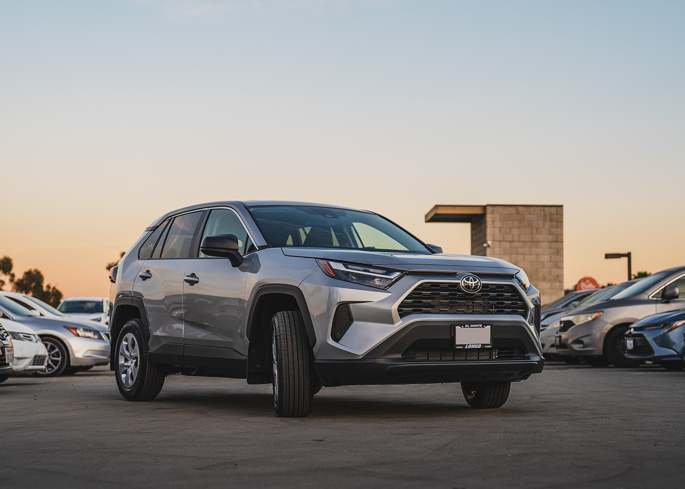 2025 Toyota RAV4 洛杉矶家庭SUV租车