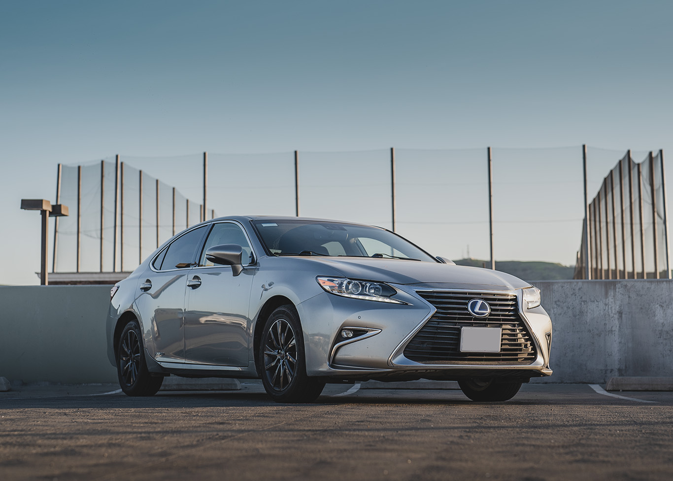 2017 Lexus ES300h 长租车