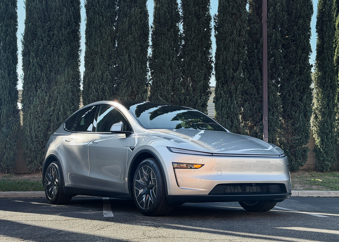 Tesla Model YL 六座特斯拉 洛杉矶电动车租车